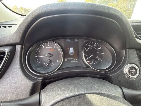 Used 2017 Nissan Rogue SL w/ SL Premium Package image 18