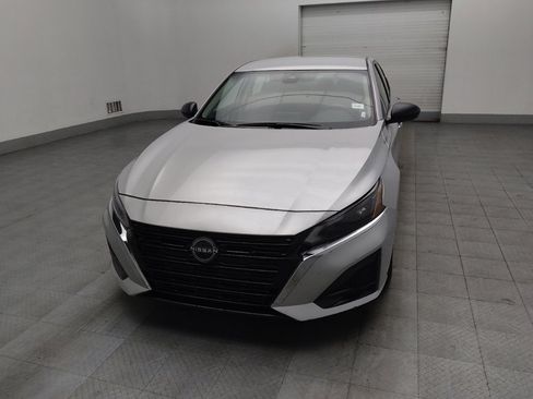 Used 2024 Nissan Altima 2.5 SV image 15