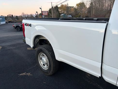 Used 2018 Ford F250 XLT image 17