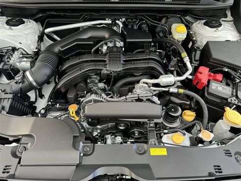 New 2025 Subaru Crosstrek 2.5i Limited w/ Popular Package #3A image 9