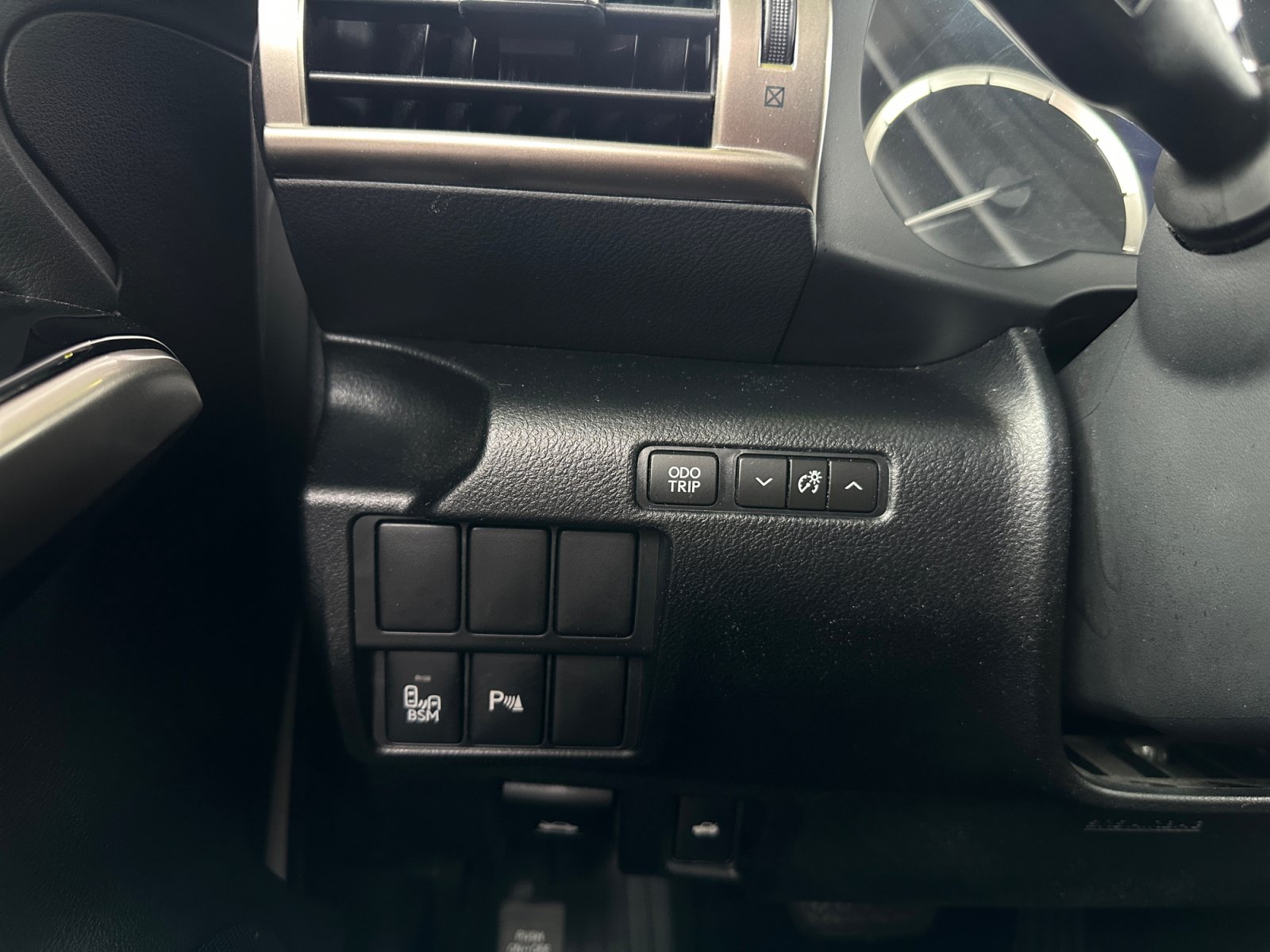 Used 2015 Lexus IS 250 w/ Navigation System Package RWD image 18