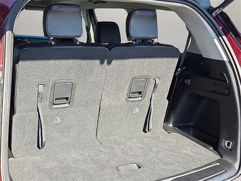 Used 2022 Jeep Grand Cherokee L Limited image 11