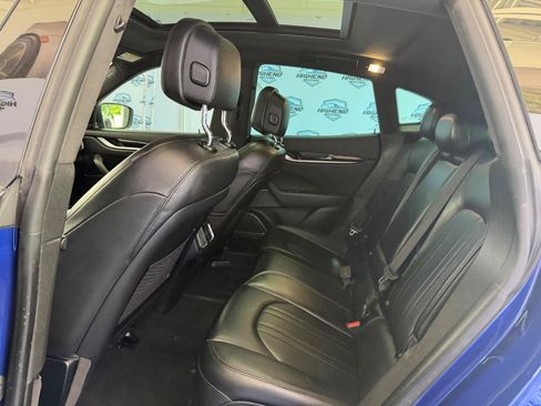 Used 2023 Maserati Levante GT AWD/4WD image 20