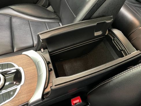 Used 2019 Mercedes-Benz C 300 4MATIC Sedan image 32