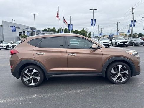 Used 2016 Hyundai Tucson Limited FWD image 4