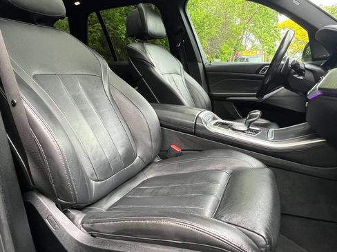 Used 2020 BMW X5 M50i w/ Premium Package AWD/4WD image 36