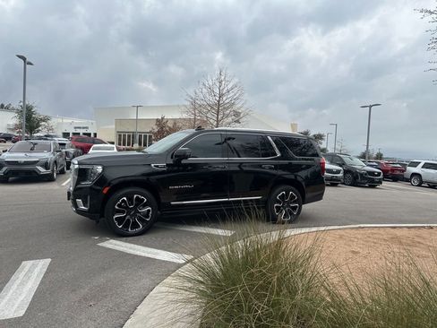 Used 2022 GMC Yukon Denali image 4