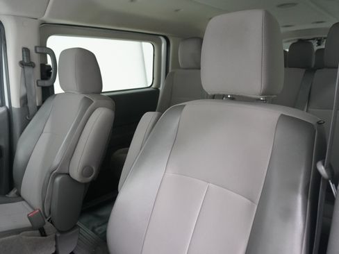 Used 2016 Nissan NV 3500 S w/ Power Package RWD image 9