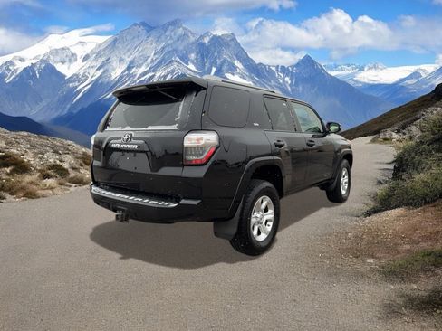 Used 2016 Toyota 4Runner SR5 Premium image 5