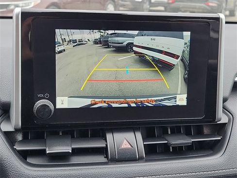 Used 2023 Toyota RAV4 LE image 9