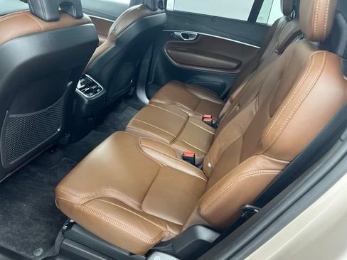 Used 2024 Volvo XC90 B6 Ultimate AWD/4WD image 11