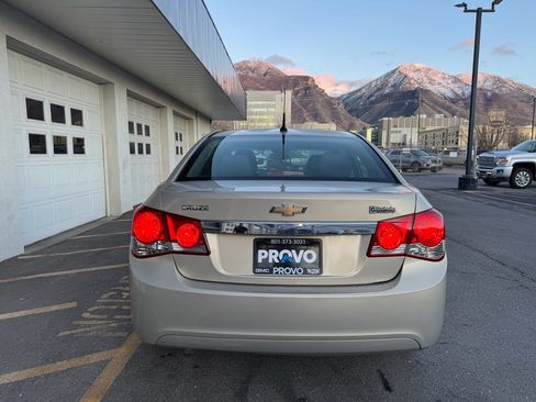 Used 2012 Chevrolet Cruze LS w/ Connectivity Package image 7