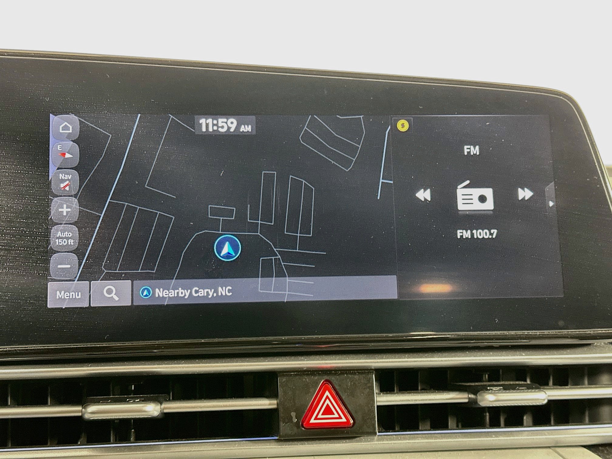Used 2025 Hyundai Elantra Limited FWD image 22
