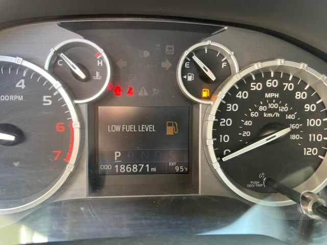 Used 2016 Toyota Tundra SR5 w/ TRD Off Road Package AWD/4WD image 18