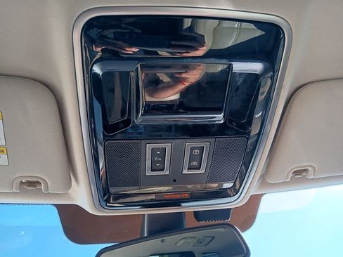 Used 2015 Land Rover Range Rover HSE AWD/4WD image 31