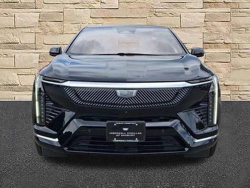 Certified 2025 Cadillac Optiq Luxury 2 AWD/4WD image 5