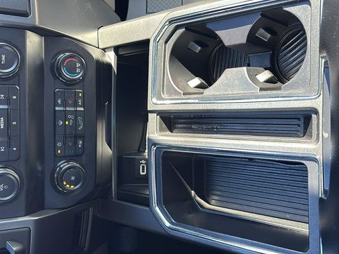 Used 2020 Ford F150 XLT w/ Equipment Group 302A Luxury image 33