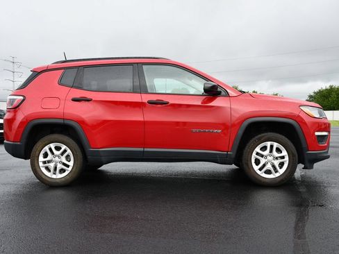 Used 2018 Jeep Compass Sport AWD/4WD image 8
