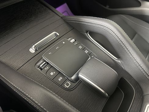 Used 2025 Mercedes-Benz GLE 350 4MATIC image 20