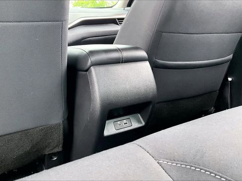 Used 2025 Nissan Altima 2.5 SV FWD image 34