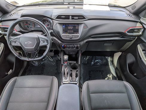 Certified 2022 Chevrolet TrailBlazer RS FWD image 14