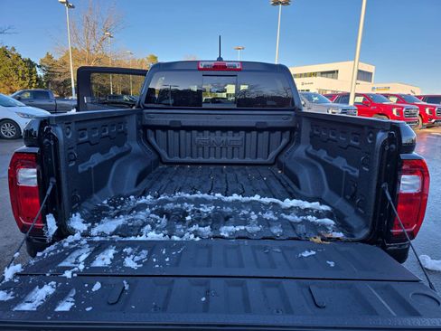 New 2026 GMC Canyon Denali w/ LPO, Denali Black Edition image 14