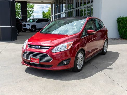 Used 2016 Ford C-MAX Energi SEL w/ Equipment Group 302A FWD image 3