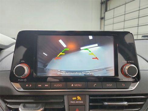 Used 2022 Nissan Altima 2.5 S image 27