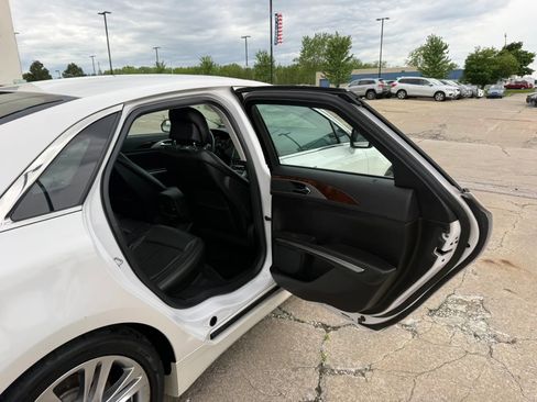 Used 2014 Lincoln MKZ AWD w/ Equipment Group 102A Reserve image 20