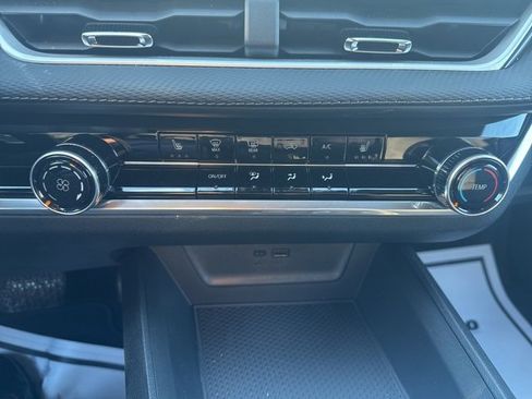 New 2026 Chevrolet Equinox LT image 30