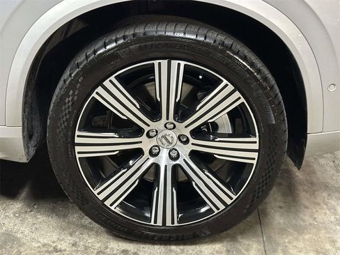 Used 2023 Volvo XC90 T8 Plus w/ Protection Package Premier image 10