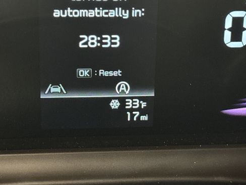 Certified 2025 Kia Seltos S image 19