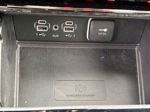 Used 2023 Jeep Grand Cherokee Altitude image 32