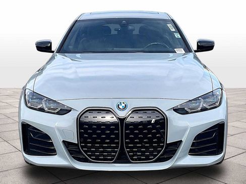 Used 2023 BMW i4 eDrive40 w/ M Sport Package RWD image 3