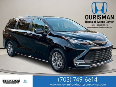 Used 2022 Toyota Sienna XLE