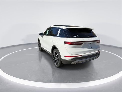 New 2026 Lincoln Corsair Reserve image 7