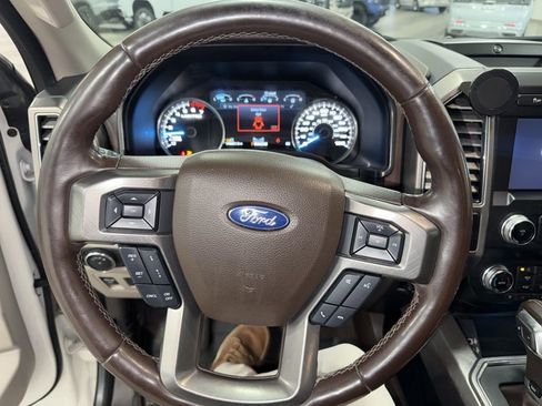 Used 2019 Ford F150 Limited image 12