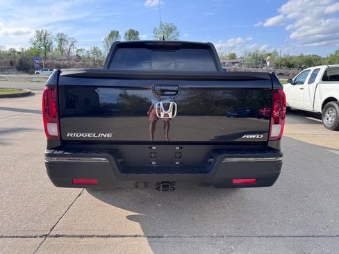 Used 2020 Honda Ridgeline Black Edition image 9