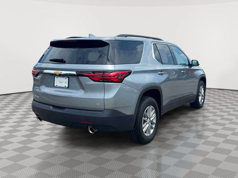 Used 2023 Chevrolet Traverse LT FWD image 5