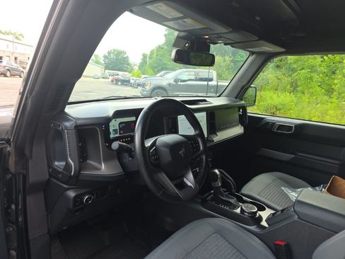 Used 2023 Ford Bronco Outer Banks AWD/4WD image 12