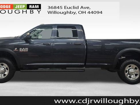Used 2018 RAM 2500 Tradesman w/ Chrome Appearance Group image 5