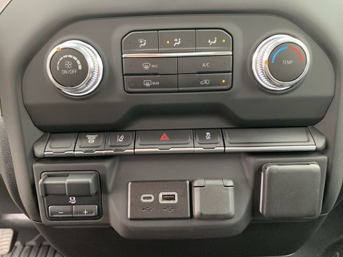 New 2025 GMC Sierra 3500 Pro w/ Convenience Package image 31