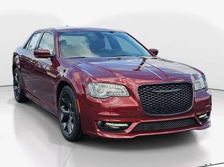 Used 2022 Chrysler 300 Touring L w/ Comfort Group video 1