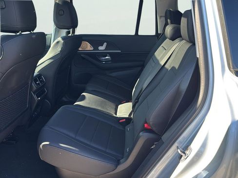 Certified 2026 Mercedes-Benz GLS 450 4MATIC image 20