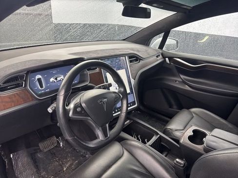 Used 2016 Tesla Model X 90D image 12