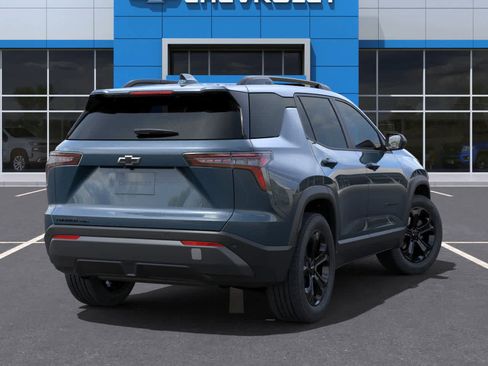 New 2025 Chevrolet Equinox LT w/ Midnight Edition image 4