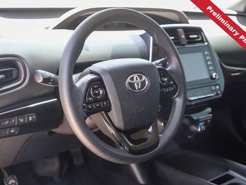 Used 2020 Toyota Prius LE FWD image 16