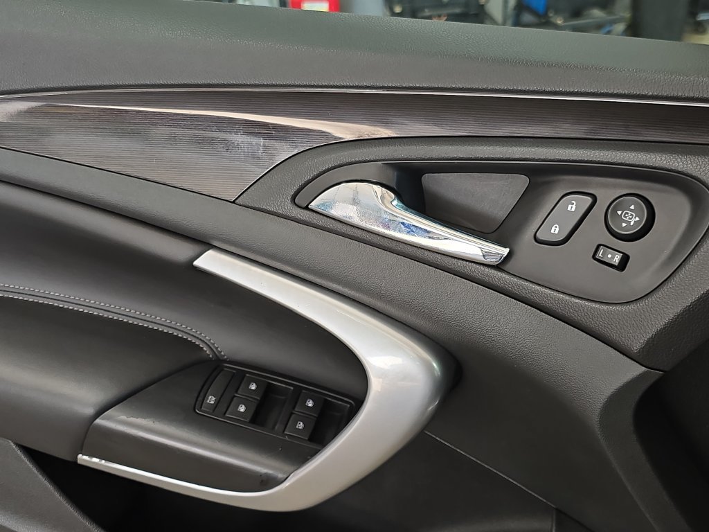 Used 2017 Buick Regal Premium FWD image 27
