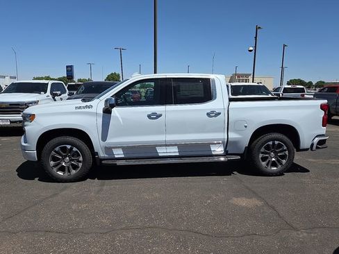 New 2026 Chevrolet Silverado 1500 High Country w/ Z71 Off-Road Package AWD/4WD image 2