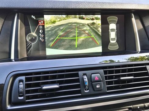 Used 2014 BMW 535d Sedan RWD image 21